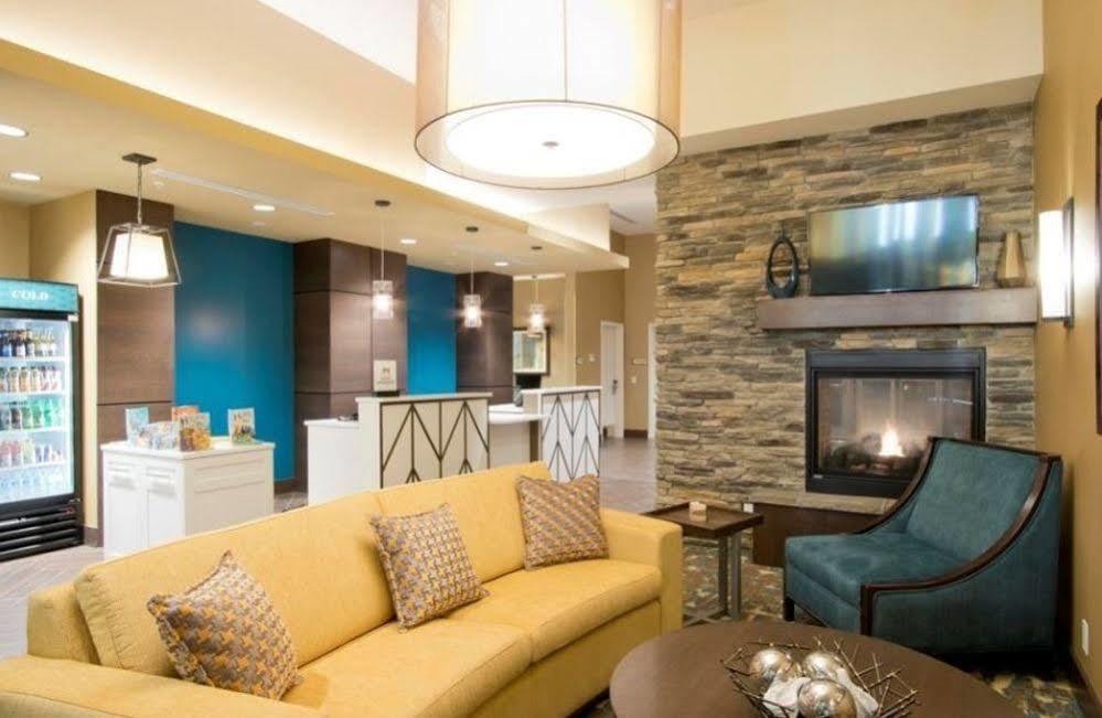 Homewood Suites By Hilton Calgary Downtown Eksteriør billede